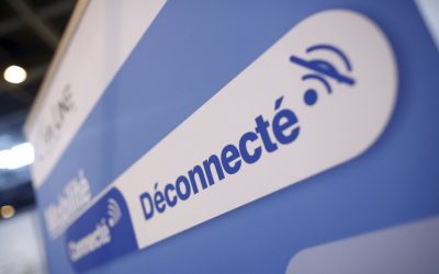 Droit à la déconnexion : environ un tiers des actifs restent connectés pendant leurs congés